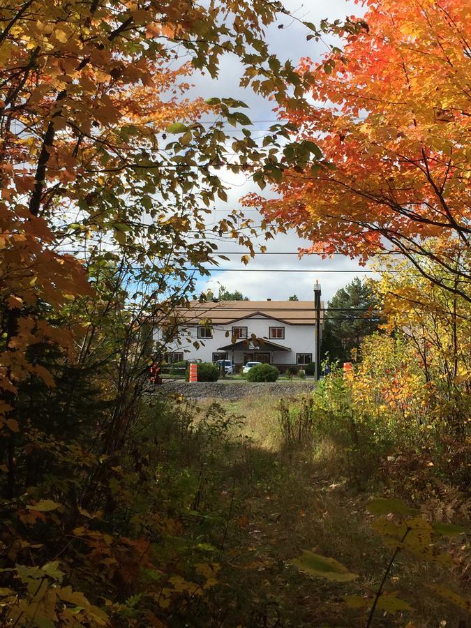 Auberge Motel Drakkar Shawinigan Exteriér fotografie